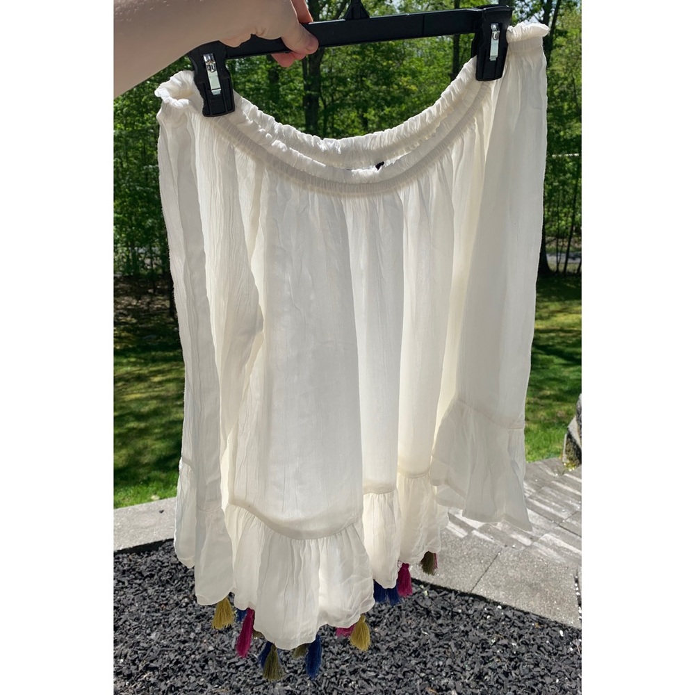 Tu - Strapless White Top w/ Tassels